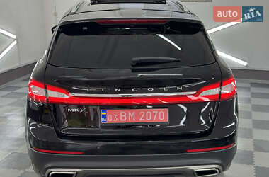 Внедорожник / Кроссовер Lincoln MKX 2015 в 