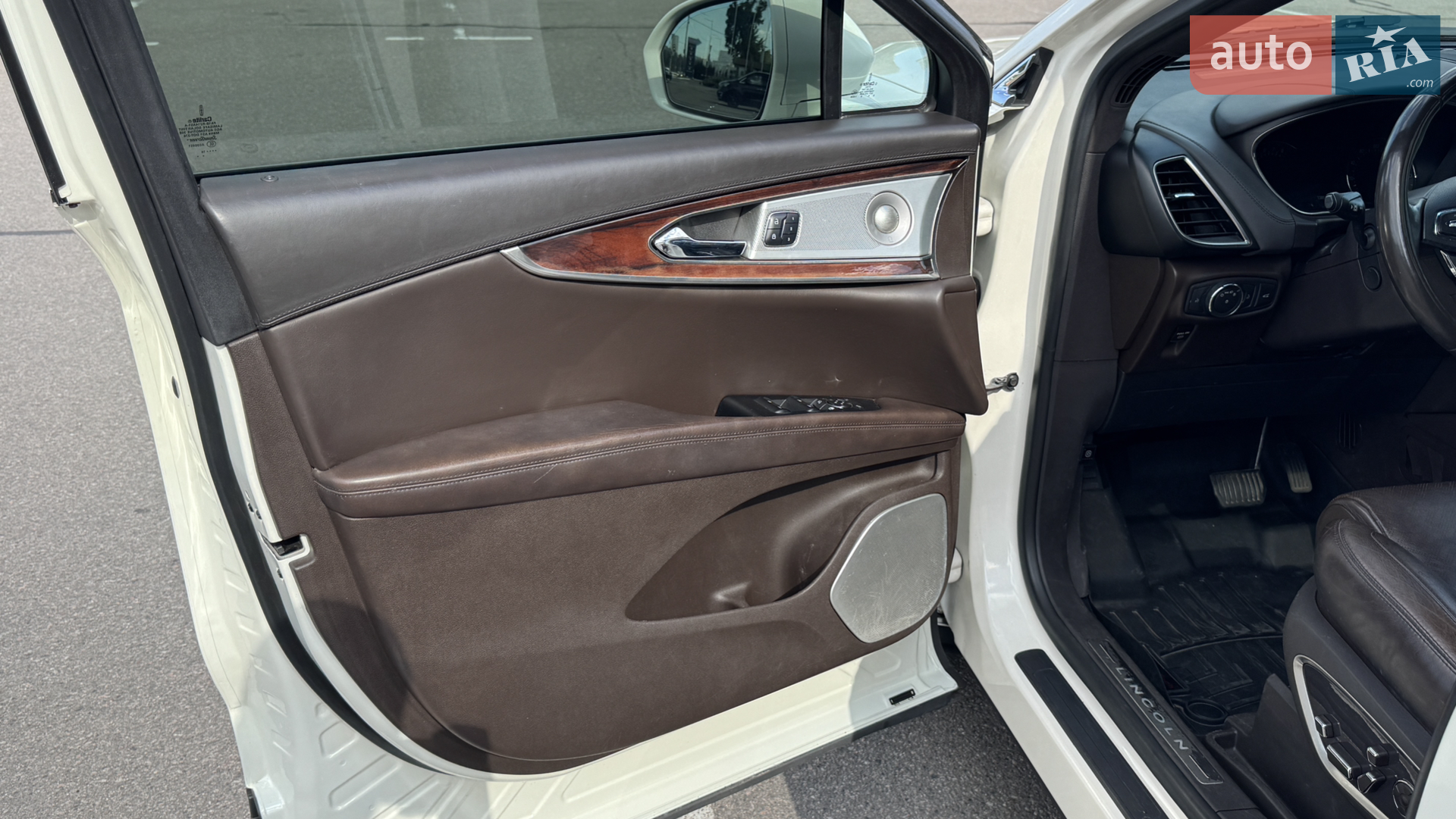 2016 Lincoln MKX - мініатюра 10