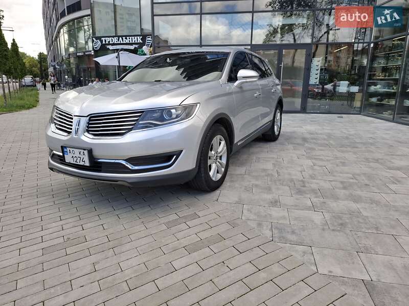 Внедорожник / Кроссовер Lincoln MKX 2017 в Ужгороде