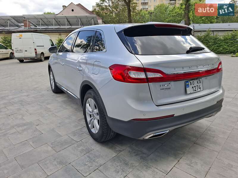 Внедорожник / Кроссовер Lincoln MKX 2017 в Ужгороде