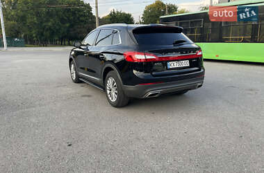 Внедорожник / Кроссовер Lincoln MKX 2016 в 