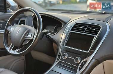 Внедорожник / Кроссовер Lincoln MKX 2018 в 