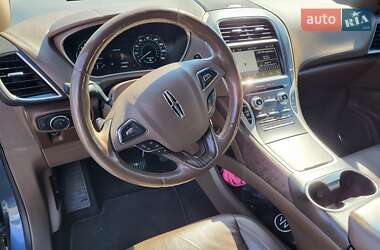 Внедорожник / Кроссовер Lincoln MKX 2018 в 