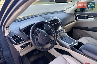 Внедорожник / Кроссовер Lincoln MKX 2015 в 