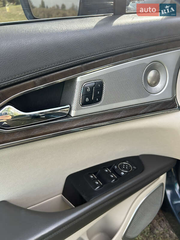 Внедорожник / Кроссовер Lincoln MKX 2015 в Пирятине