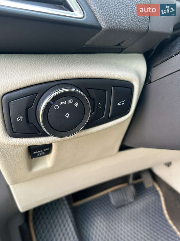 Внедорожник / Кроссовер Lincoln MKX 2015 в Пирятине