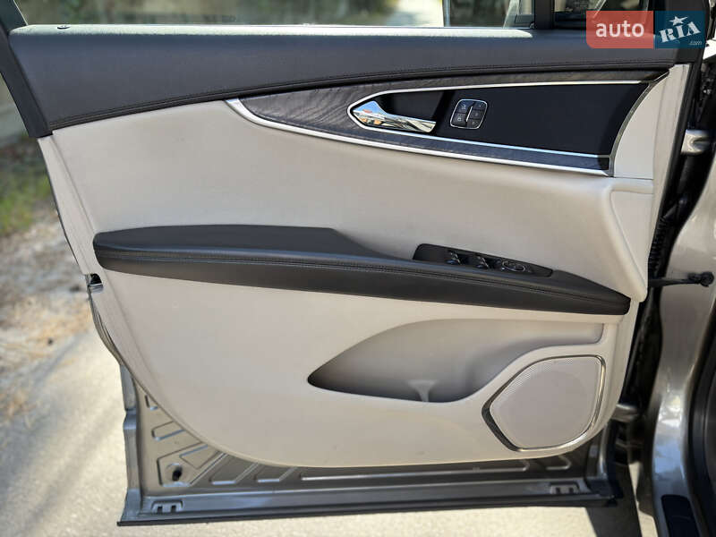Позашляховик / Кросовер Lincoln MKX 2016 в Києві