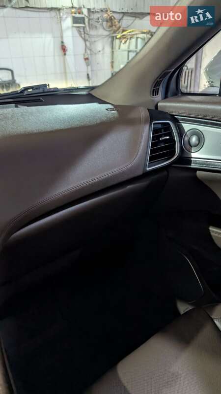 Позашляховик / Кросовер Lincoln MKX 2016 в Сумах