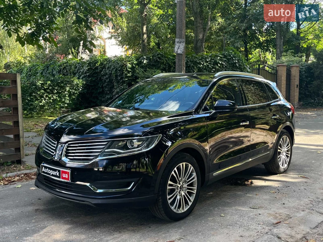2017 Lincoln MKX - мініатюра 28