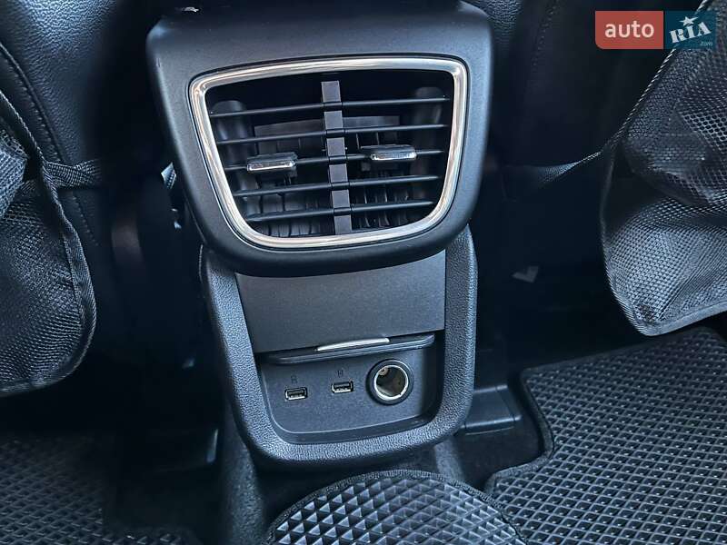 Позашляховик / Кросовер Lincoln MKX 2016 в Києві фото 32 Позашляховик / Кросовер Lincoln MKX 2016 в Києві