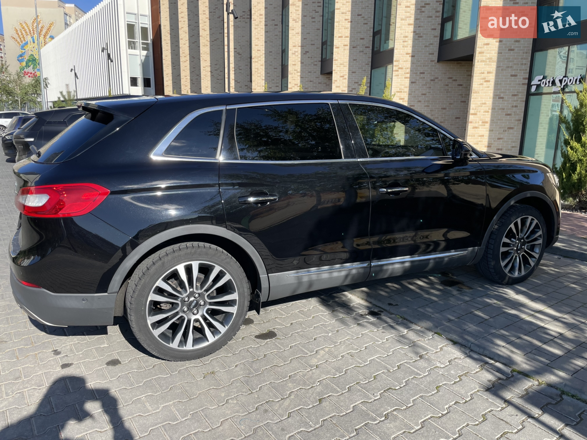 2017 Lincoln MKX - мініатюра 9