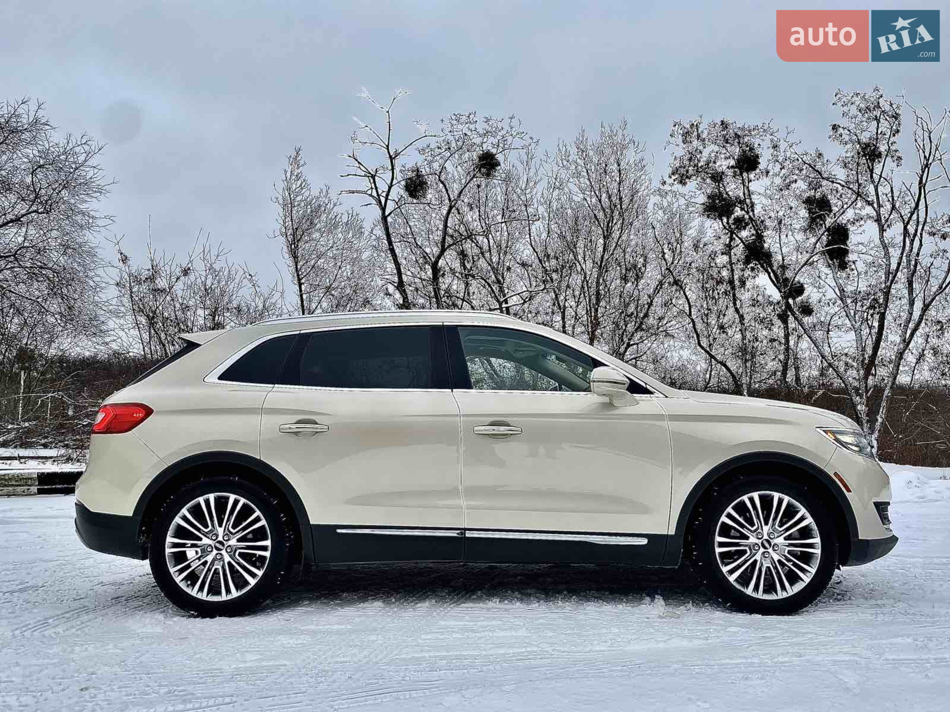 2016 Lincoln MKX - мініатюра 3