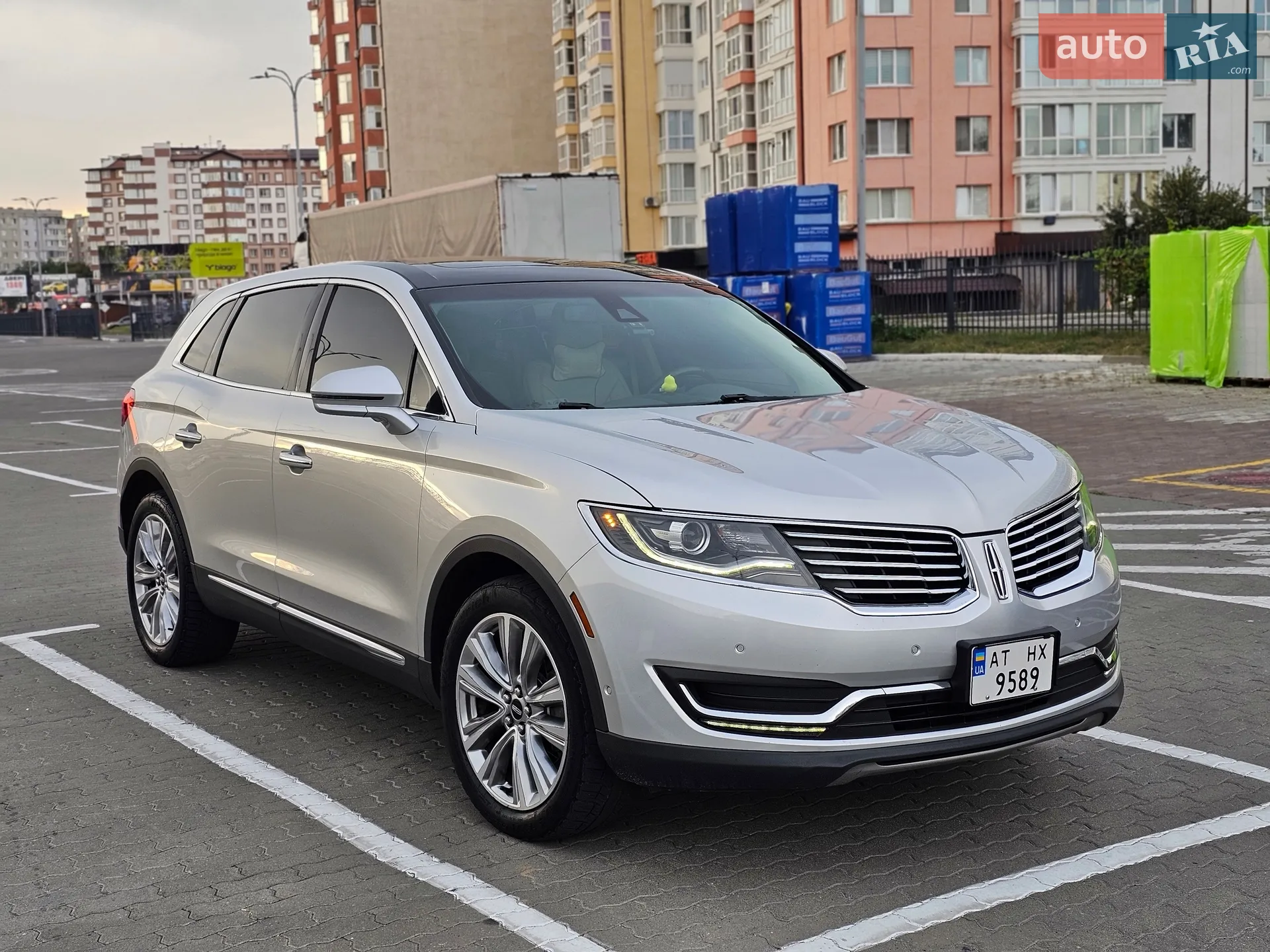 2016 Lincoln MKX - мініатюра 3