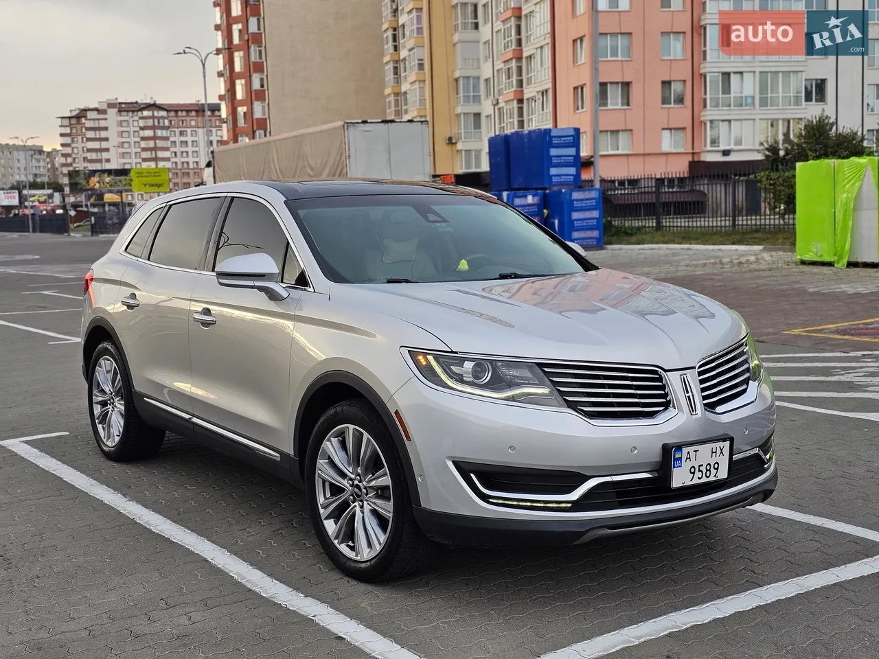 2016 Lincoln MKX - мініатюра 17