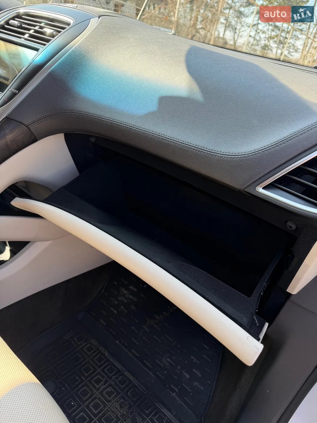 2018 Lincoln MKX - мініатюра 28
