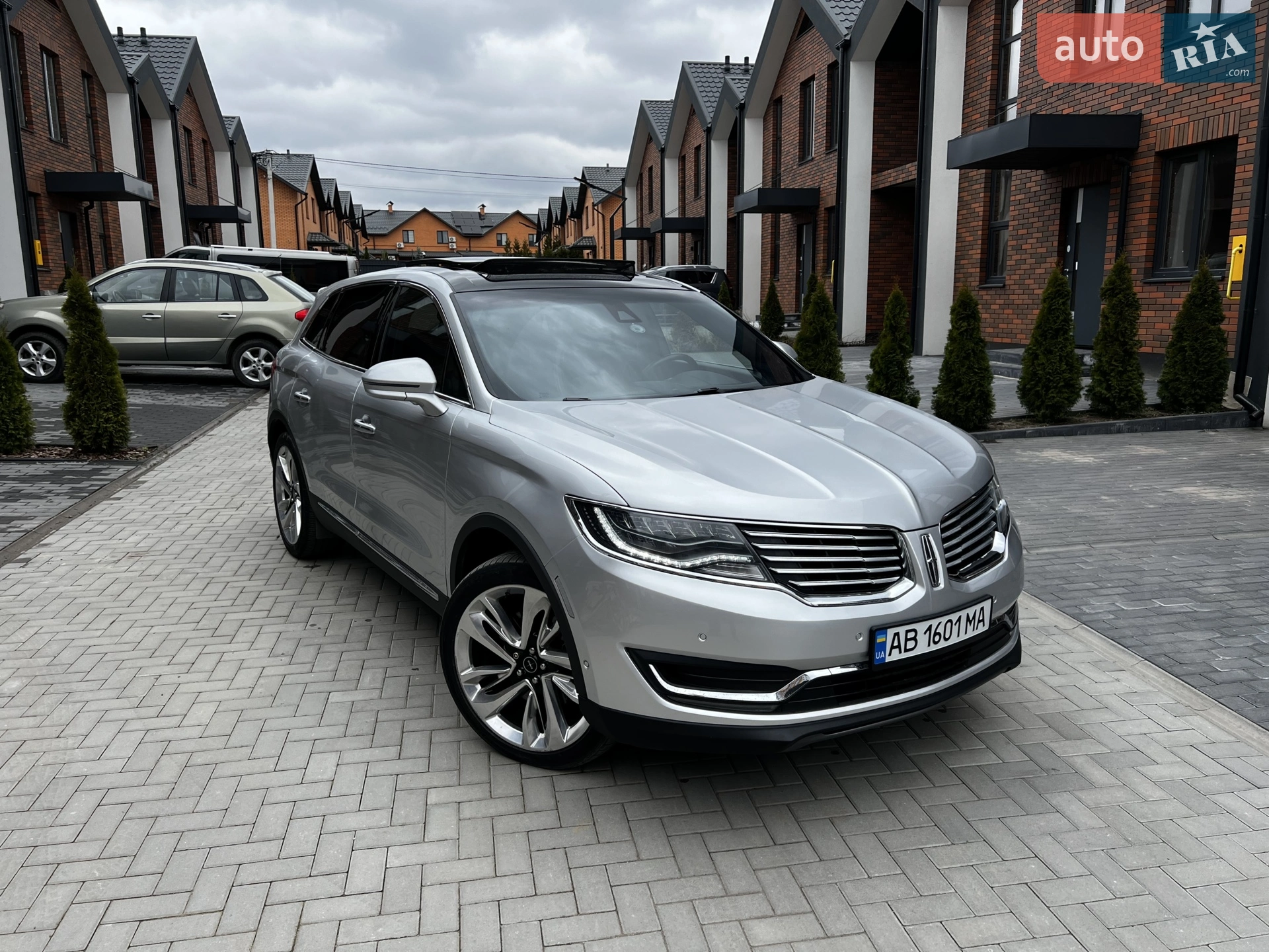 2016 Lincoln MKX - мініатюра 5