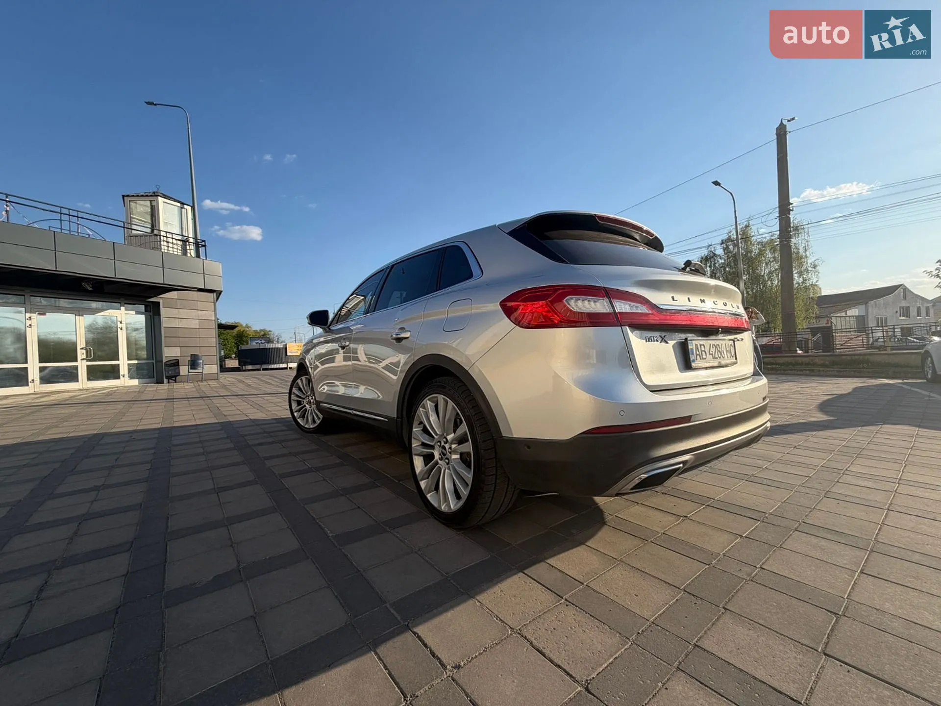 2016 Lincoln MKX - мініатюра 8
