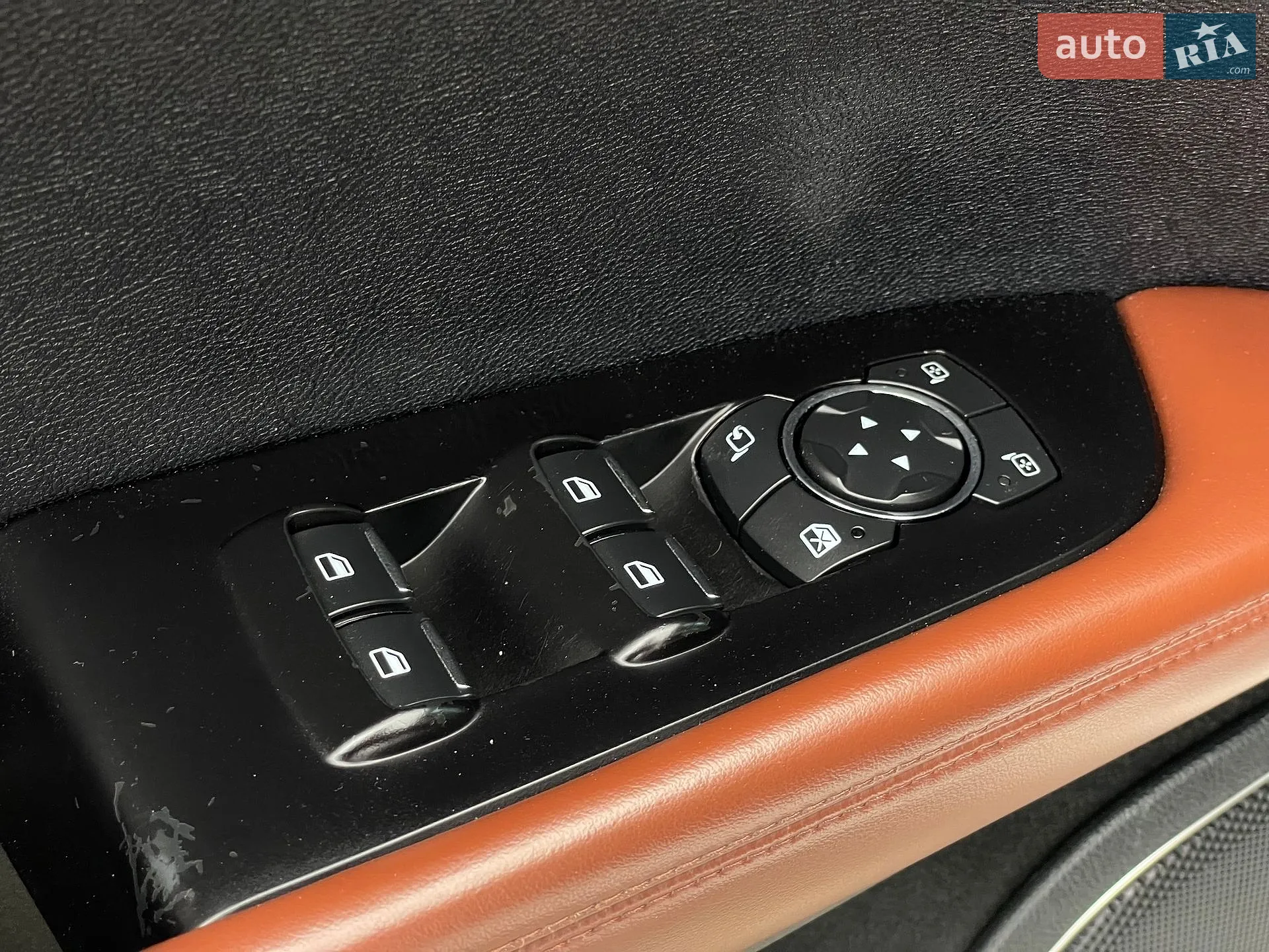 2016 Lincoln MKX - мініатюра 48