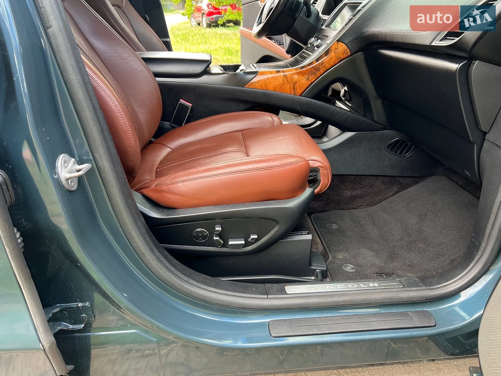 2016 Lincoln MKX - мініатюра 31