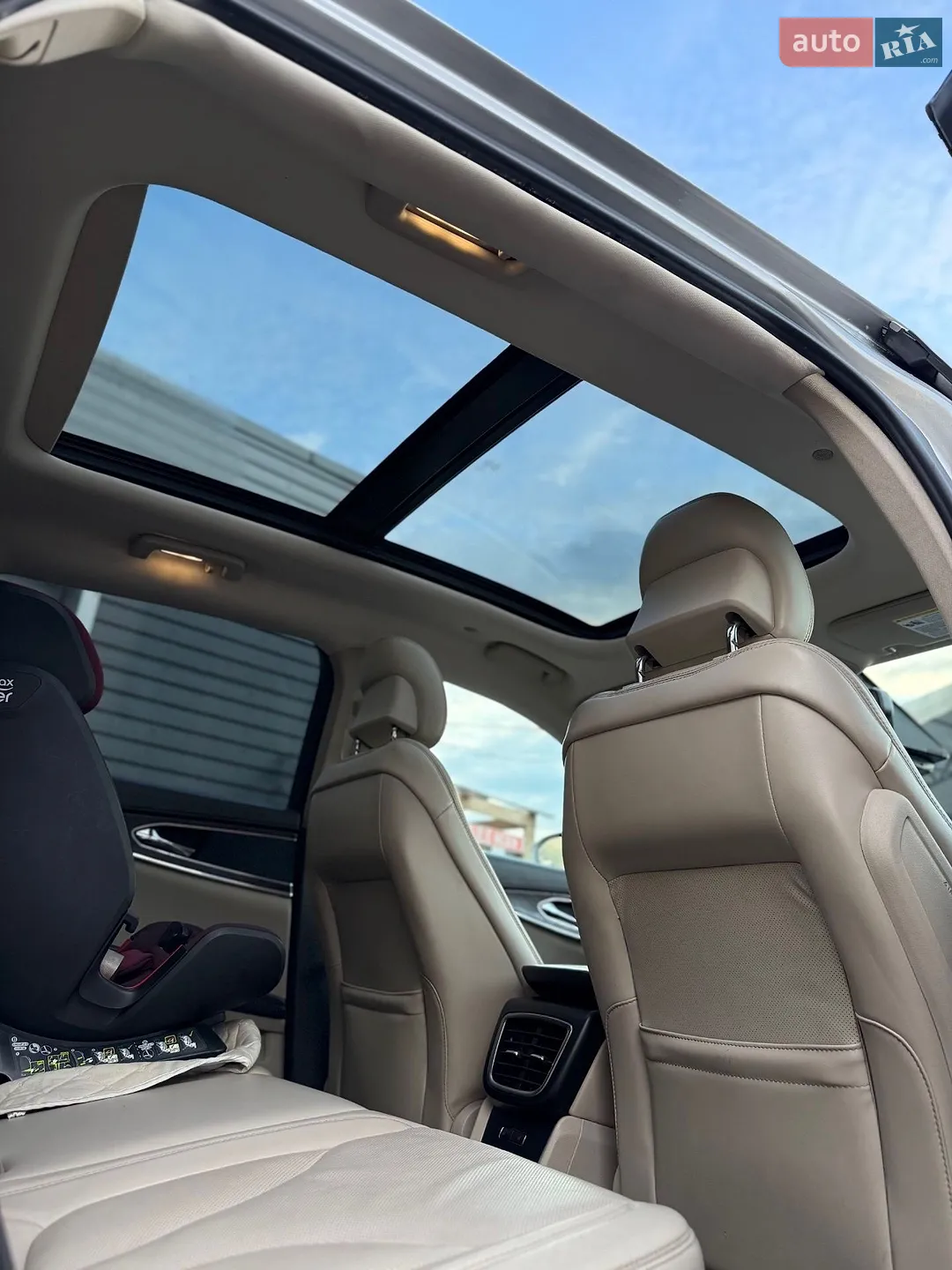 2016 Lincoln MKX - мініатюра 21
