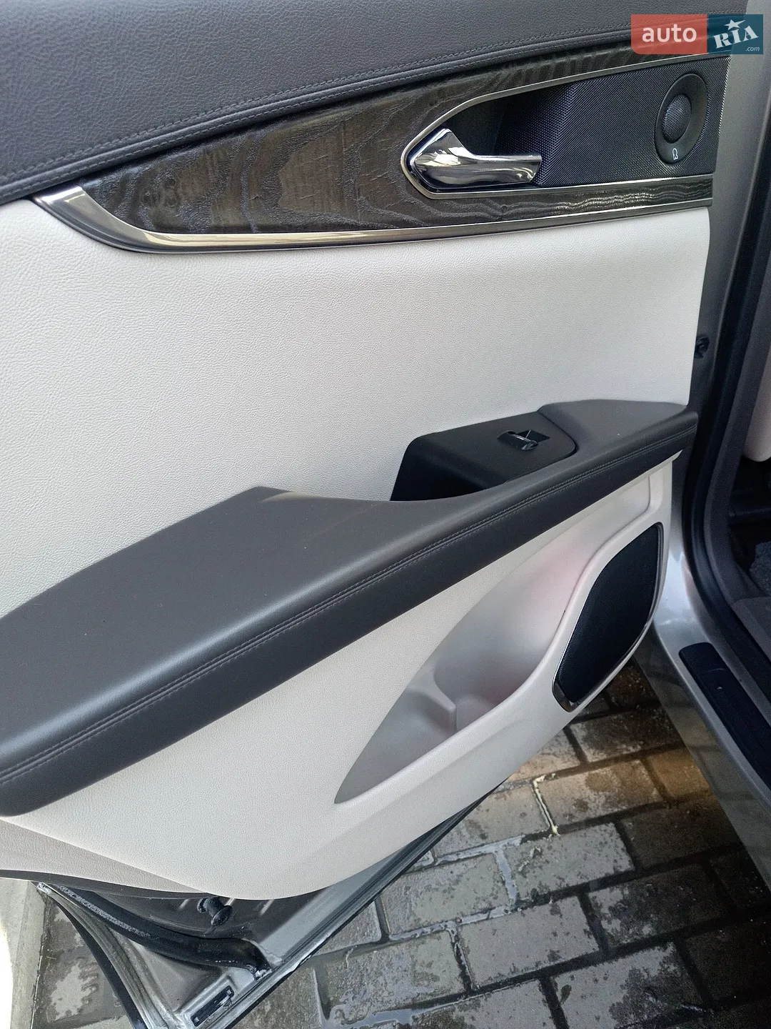 2015 Lincoln MKX - мініатюра 25