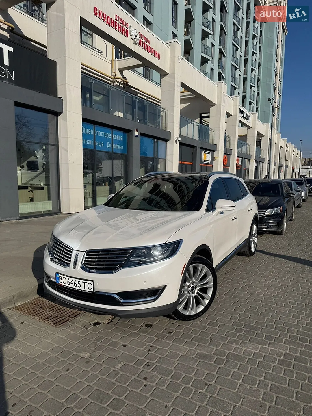 2016 Lincoln MKX - мініатюра 2