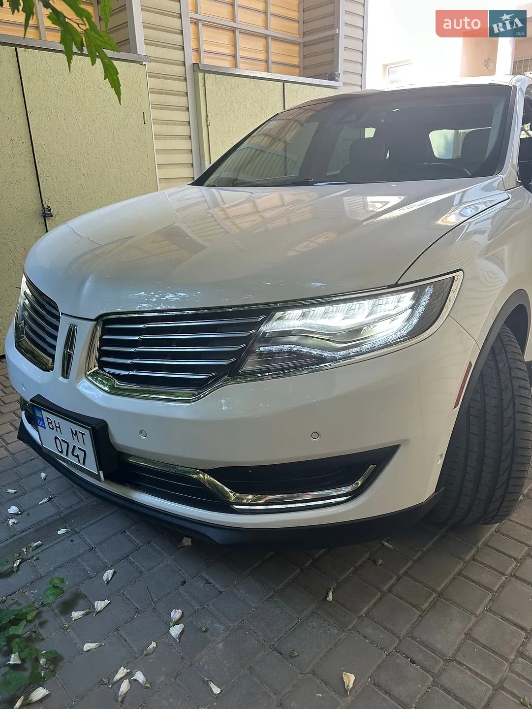 2017 Lincoln MKX - мініатюра 3