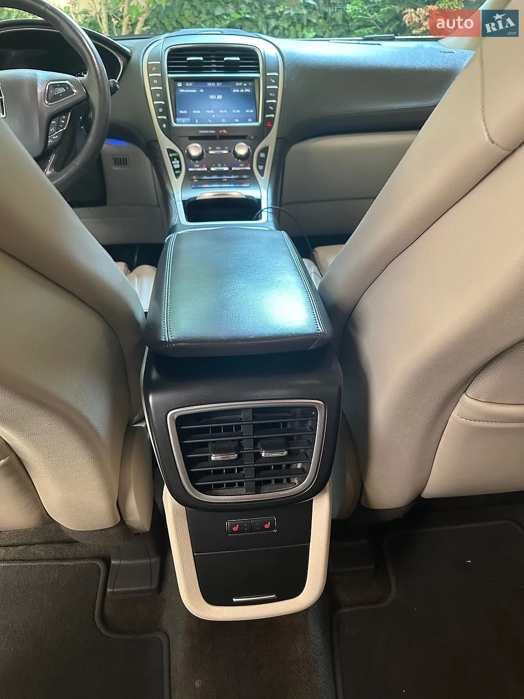 2017 Lincoln MKX - мініатюра 12