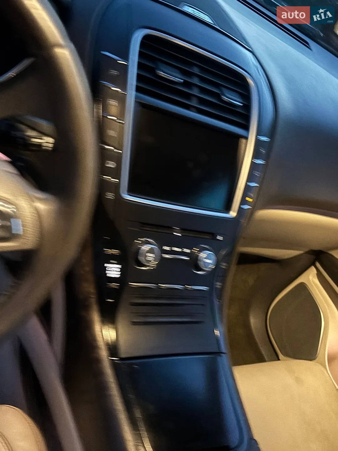 2016 Lincoln MKX - мініатюра 13