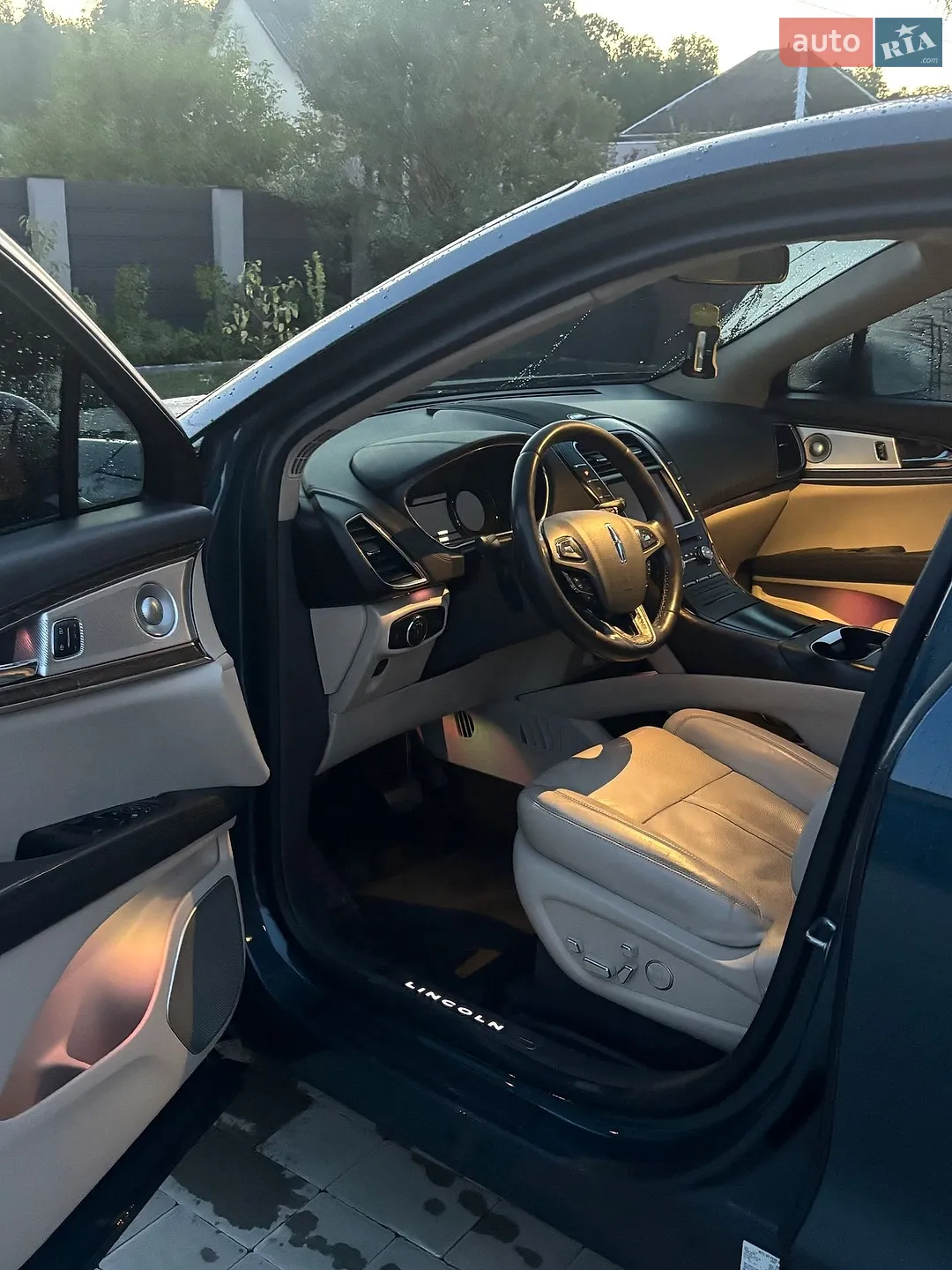 2016 Lincoln MKX - мініатюра 20