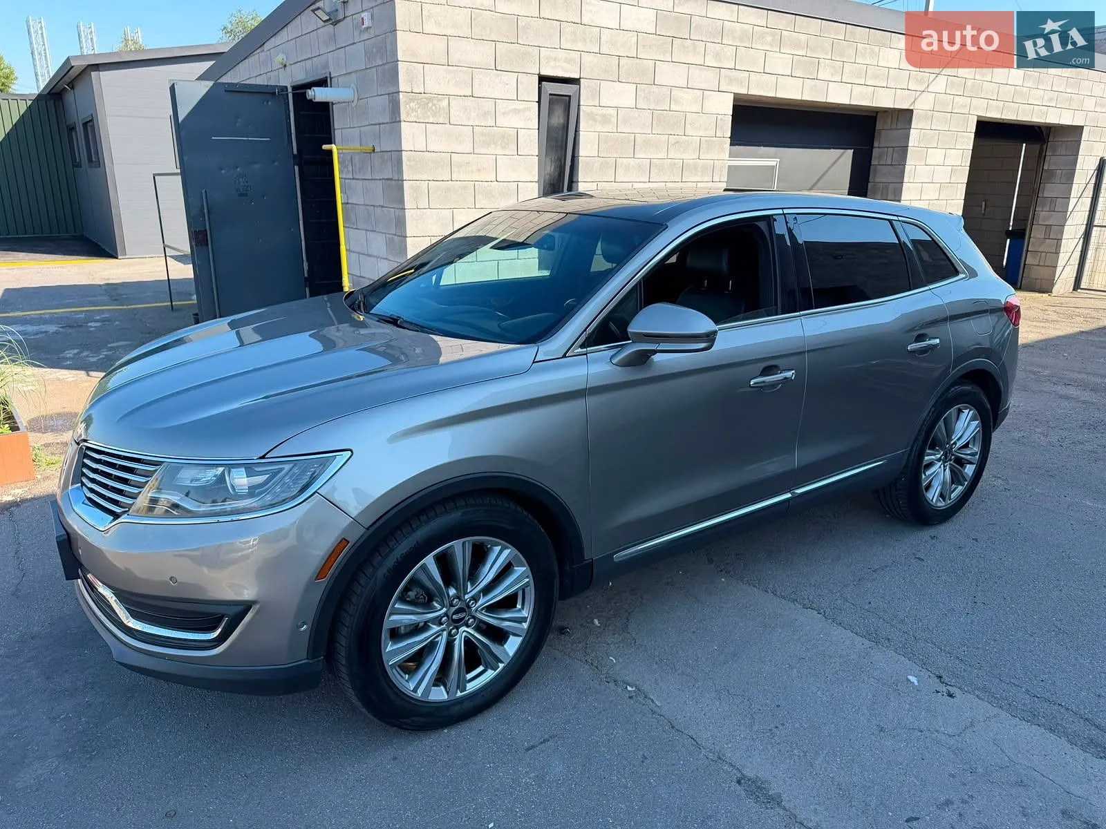 2015 Lincoln MKX - мініатюра 2