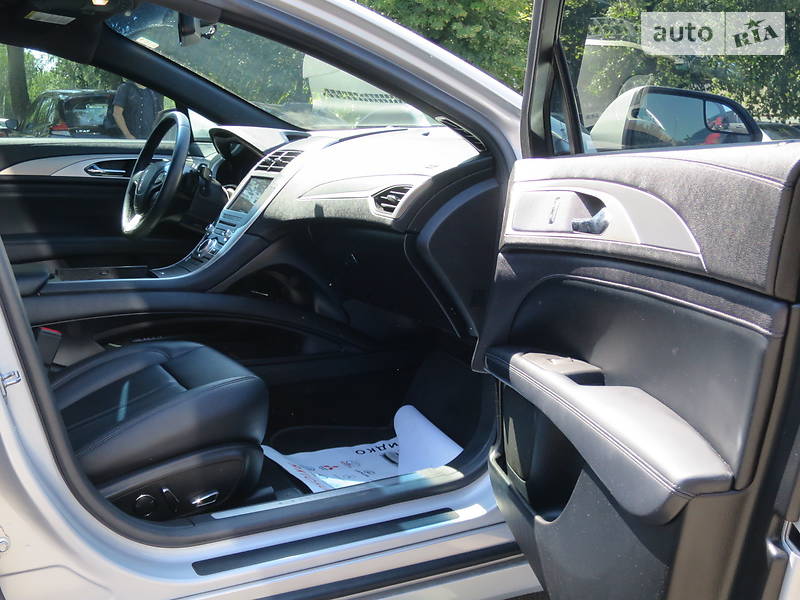 Седан Lincoln MKZ 2017 в Києві