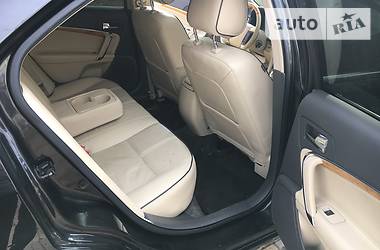 Седан Lincoln MKZ 2011 в 