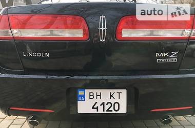 Седан Lincoln MKZ 2011 в 