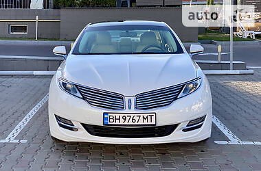 Седан Lincoln MKZ 2013 в 