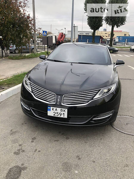 Седан Lincoln MKZ 2015 в Львове