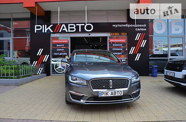 Седан Lincoln MKZ 2017 в Львове