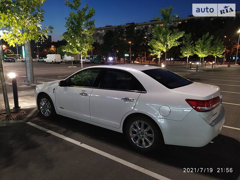 Седан Lincoln MKZ 2011 в Киеве
