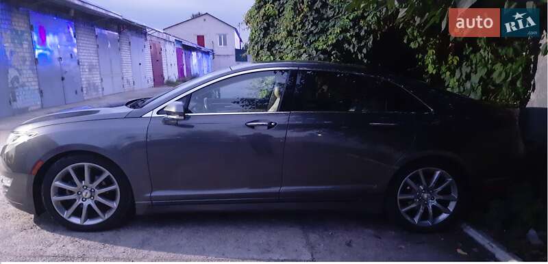 Седан Lincoln MKZ 2015 в Кременчуге