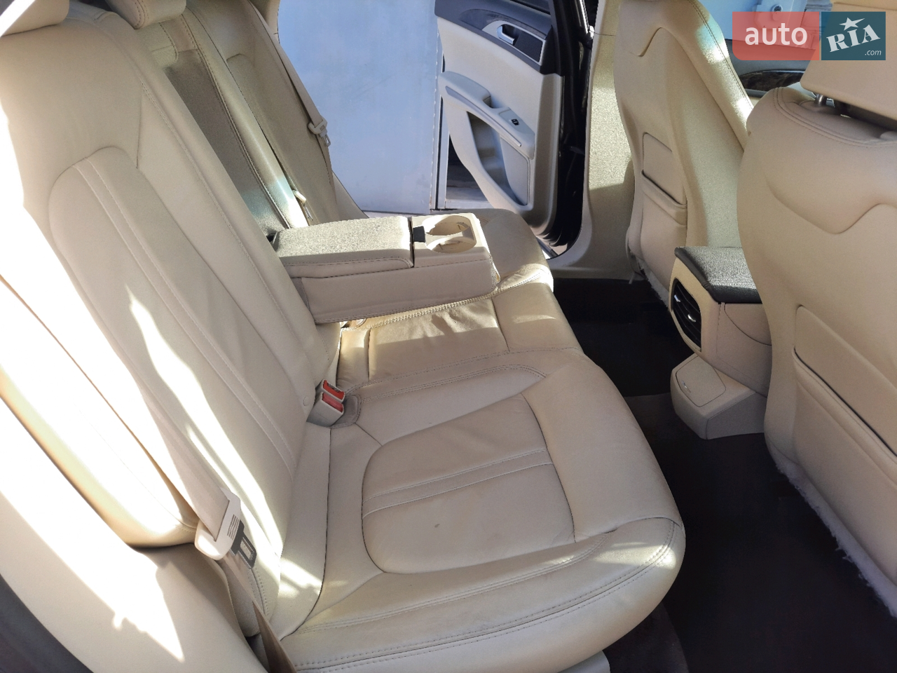 2015 Lincoln MKZ - мініатюра 3