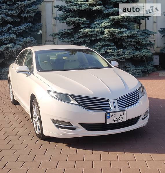 Lincoln MKZ 2013