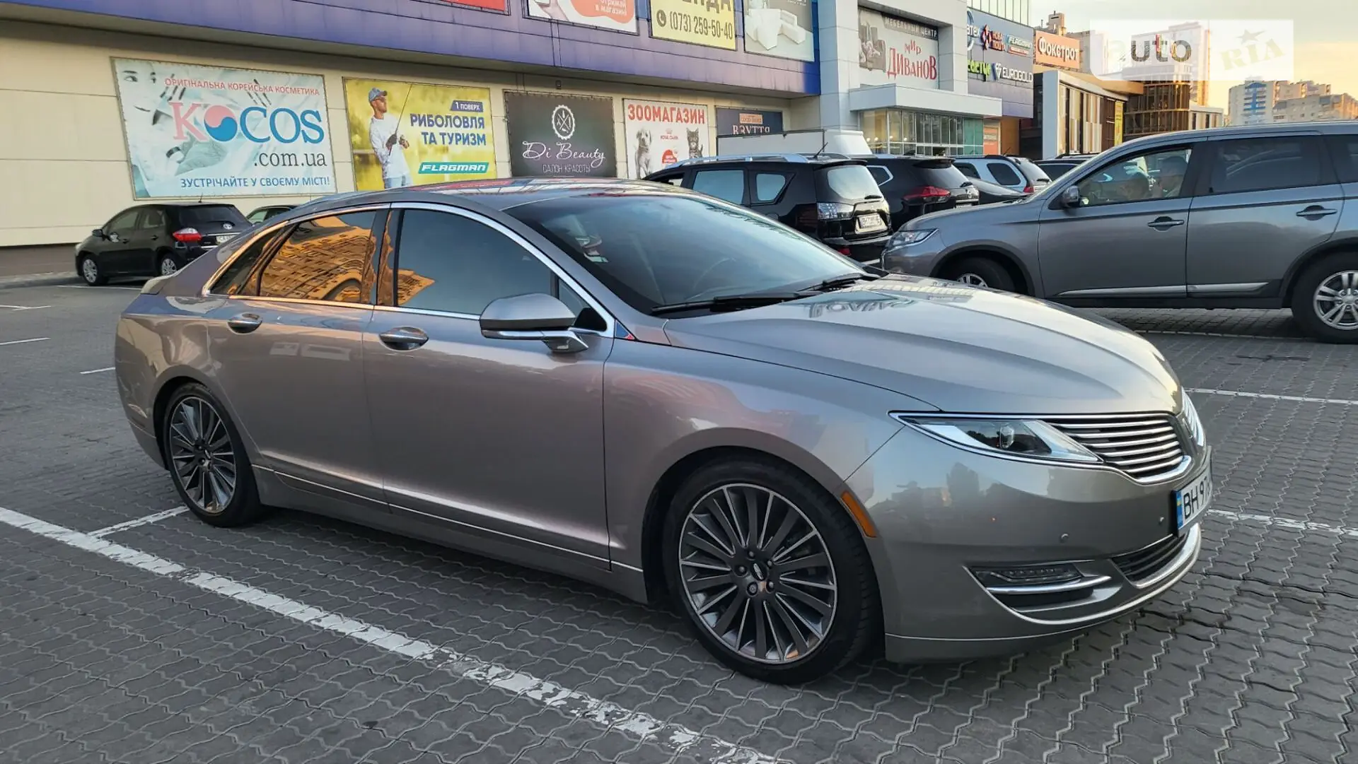 2015 Lincoln MKZ - мініатюра 3