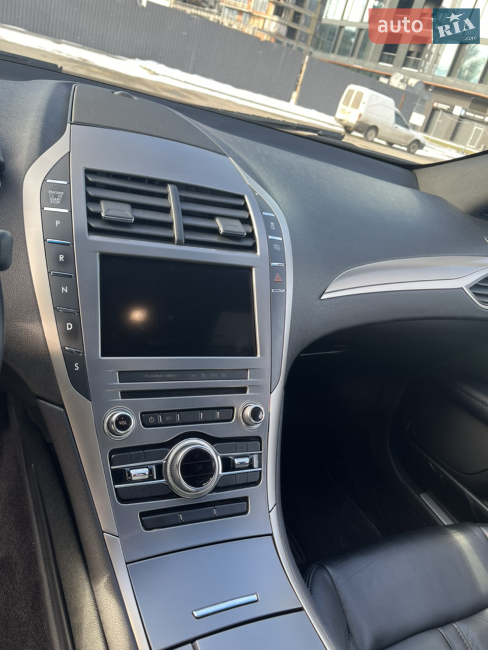 2017 Lincoln MKZ - мініатюра 14