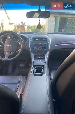 Седан Lincoln MKZ 2014 в Черкассах