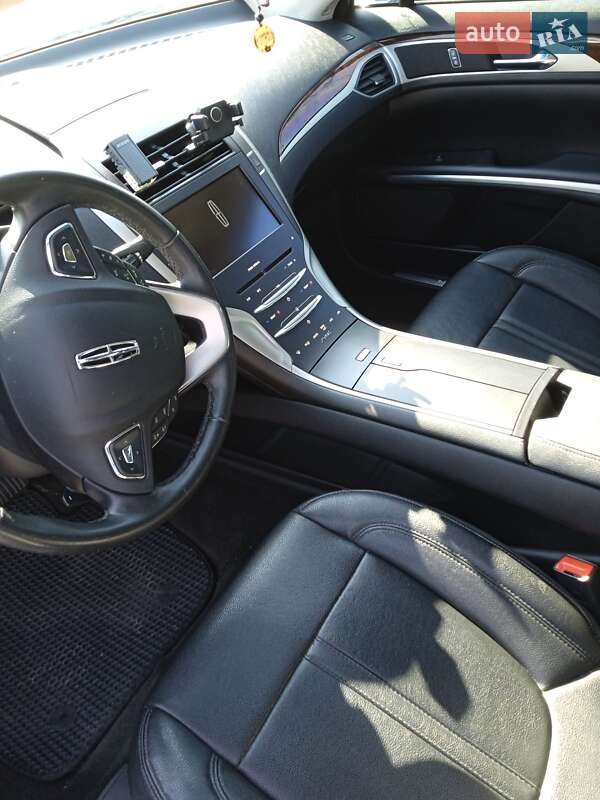 Седан Lincoln MKZ 2015 в Киеве
