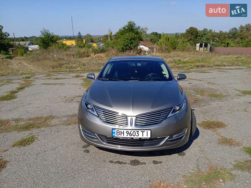 Седан Lincoln MKZ 2015 в Киеве