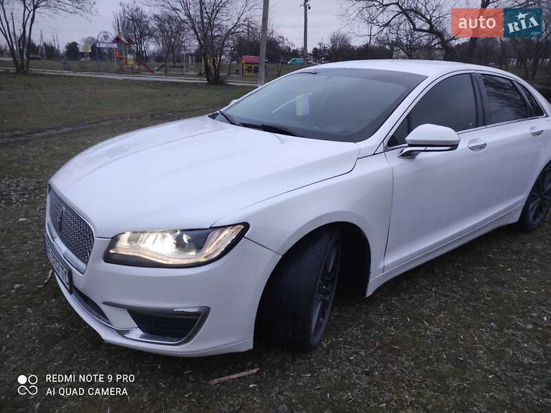 Lincoln MKZ 2016