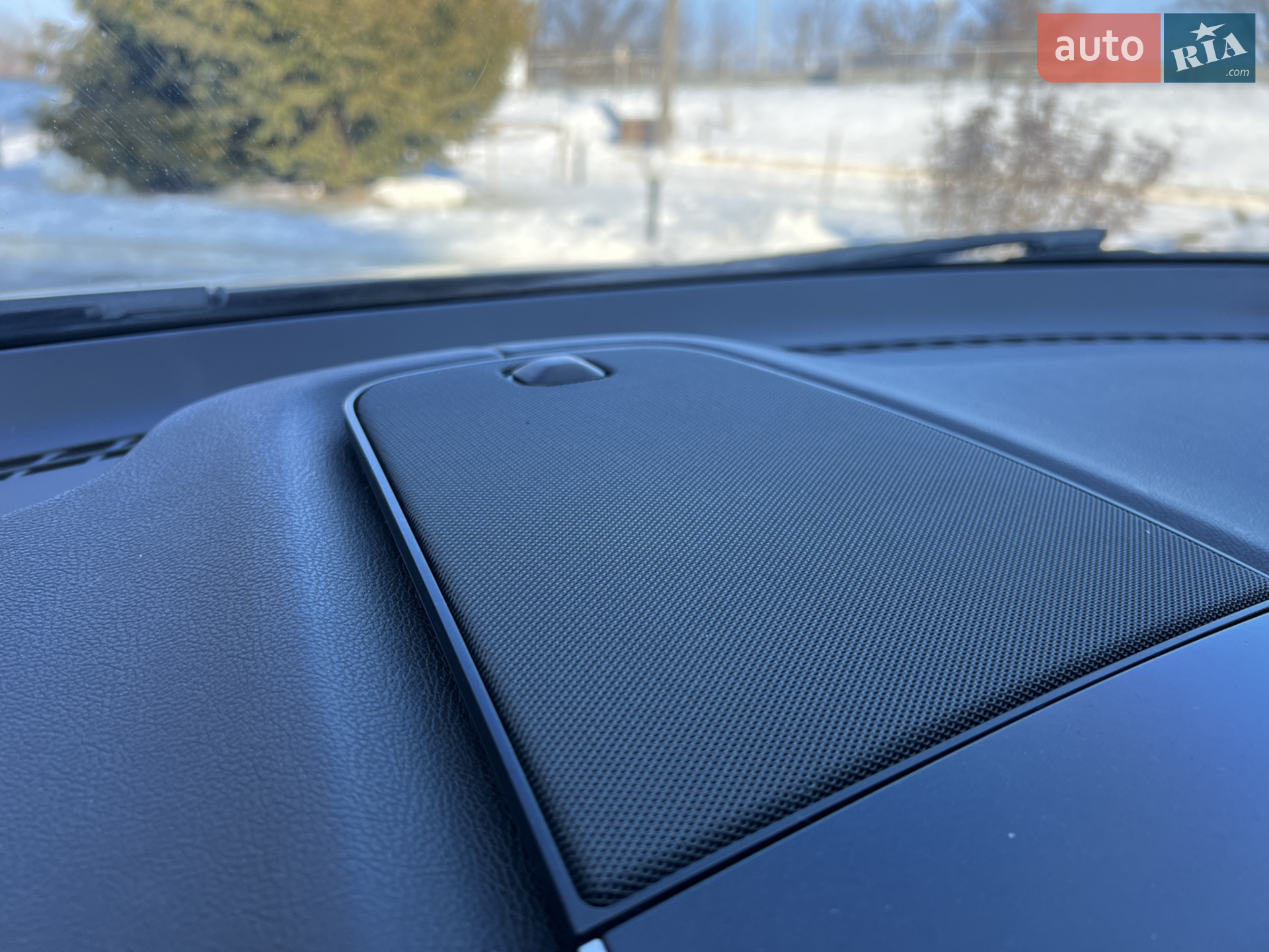 2016 Lincoln MKZ - мініатюра 38