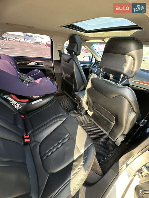 Седан Lincoln MKZ 2014 в Одессе