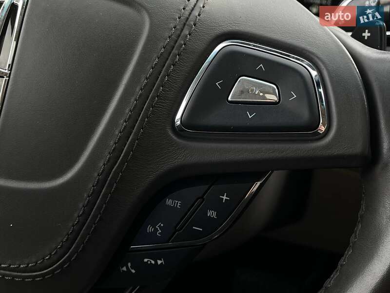 Седан Lincoln MKZ 2016 в Ровно